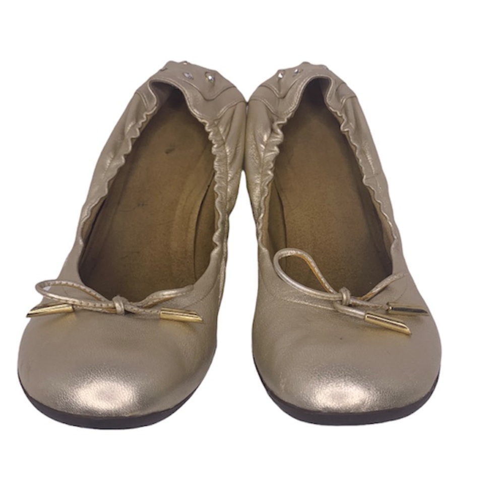 Stuart Weitzman gold leather elastic ballet flat size 38 8